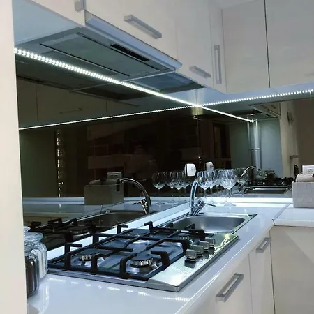 Apartament White Appartamento