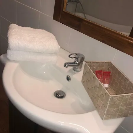 Apartament White